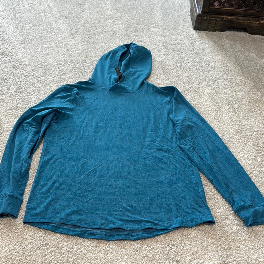 lululemon athletica Teal Lightweight Long Sleeve